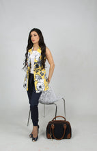 Load image into Gallery viewer, Hailey Sleeveless Blazer
